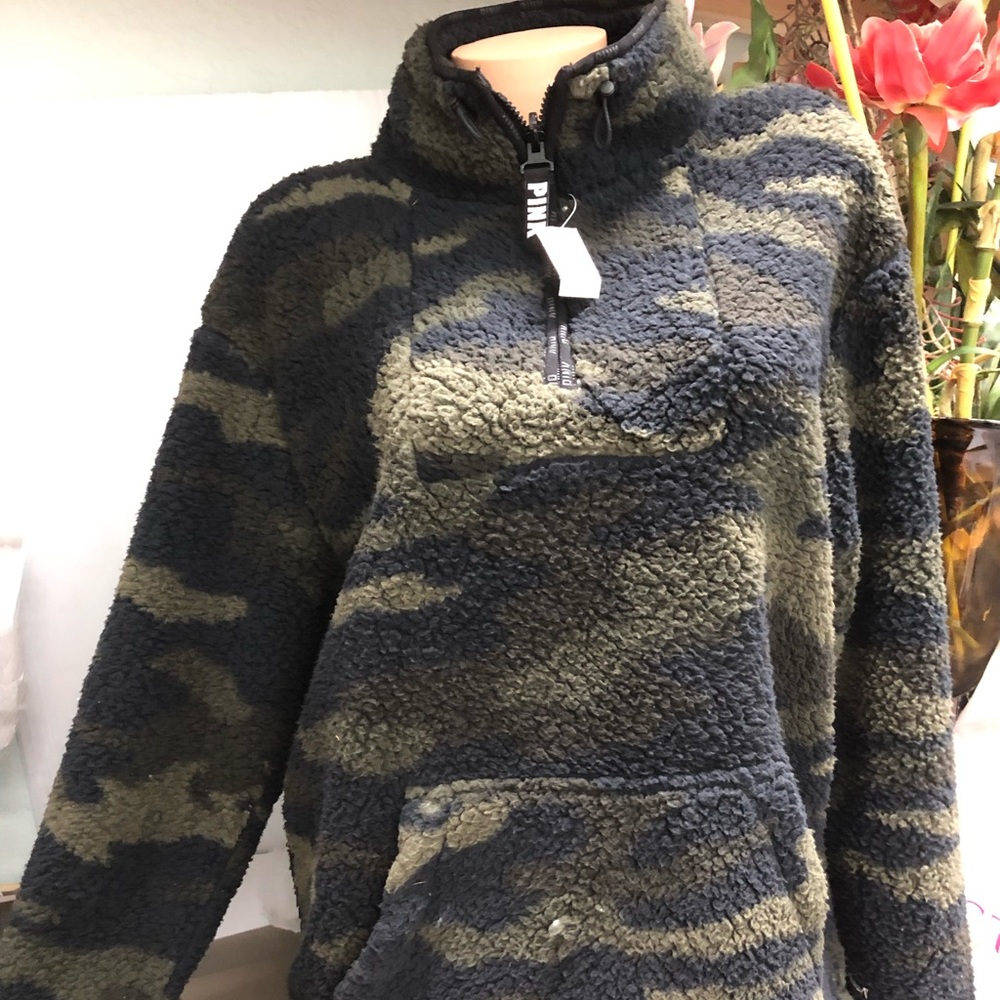 Victoria’s Secret Pink Sherpa Quarter Zip Jacket